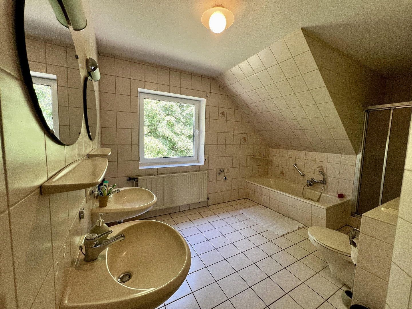 Predaj domu 245 m², pozemek 2.329 m², Winsen (Aller), Dolné Sasko Predaj domu 245 m², pozemek 2.329 m², Winsen (Aller), Dolné Sasko