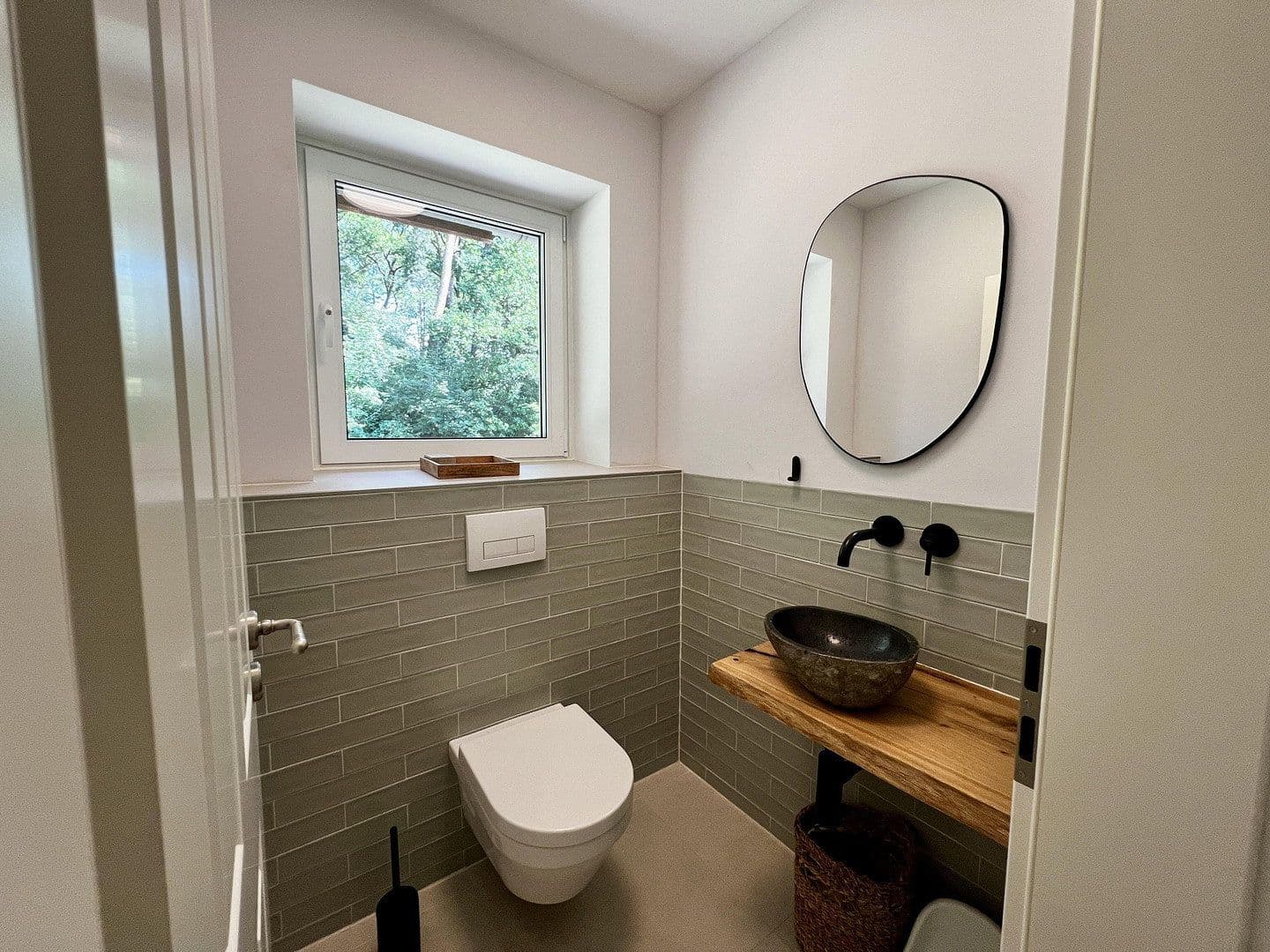 Predaj domu 245 m², pozemek 2.329 m², Winsen (Aller), Dolné Sasko Predaj domu 245 m², pozemek 2.329 m², Winsen (Aller), Dolné Sasko