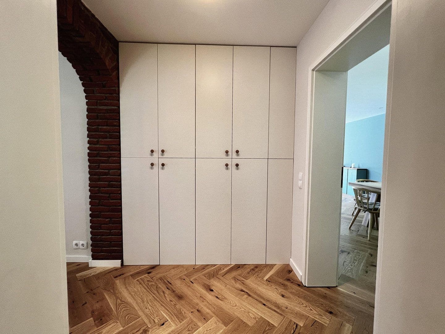 Predaj domu 245 m², pozemek 2.329 m², Winsen (Aller), Dolné Sasko Predaj domu 245 m², pozemek 2.329 m², Winsen (Aller), Dolné Sasko