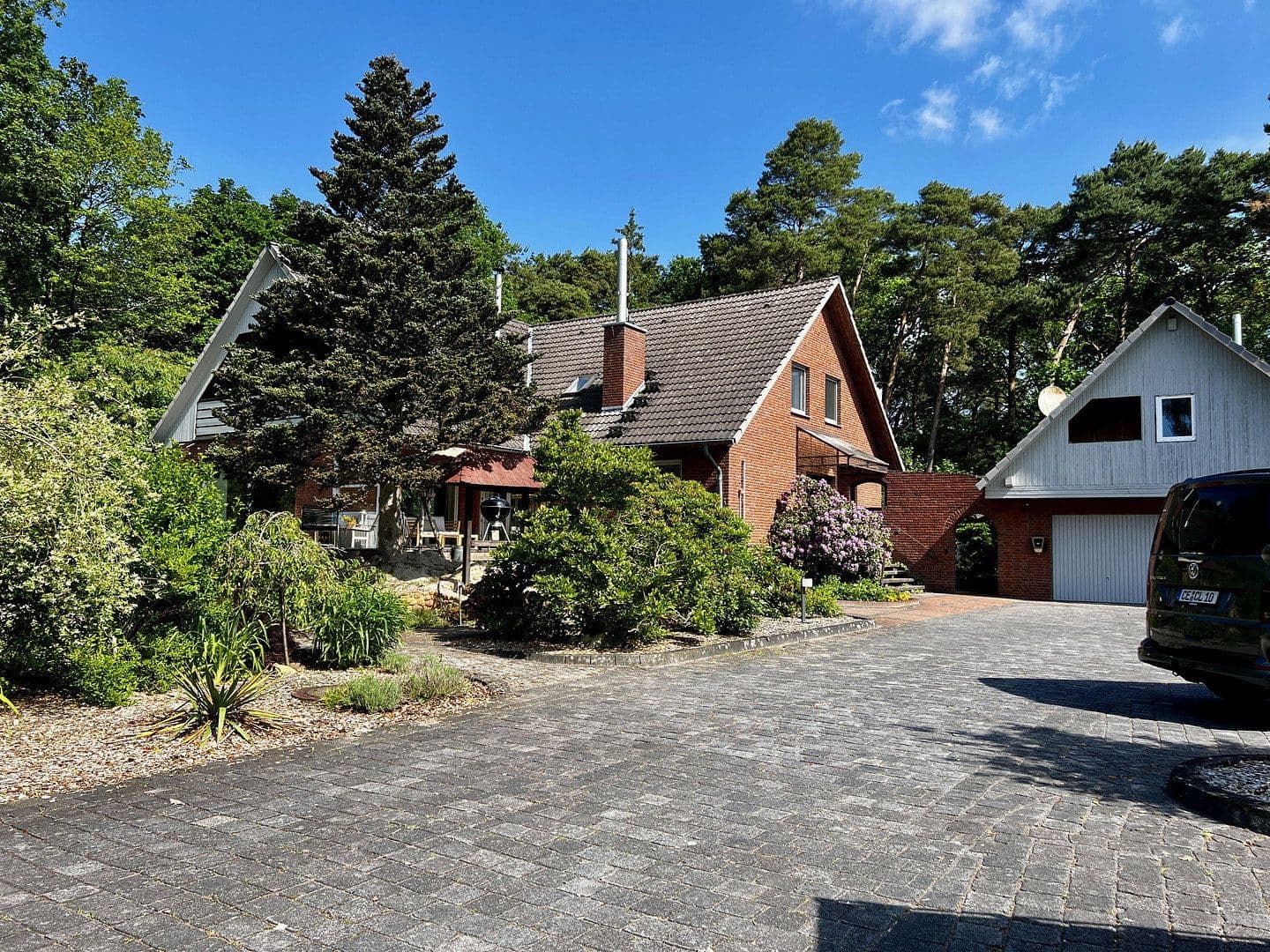 Predaj domu 245 m², pozemek 2.329 m², Winsen (Aller), Dolné Sasko Predaj domu 245 m², pozemek 2.329 m², Winsen (Aller), Dolné Sasko