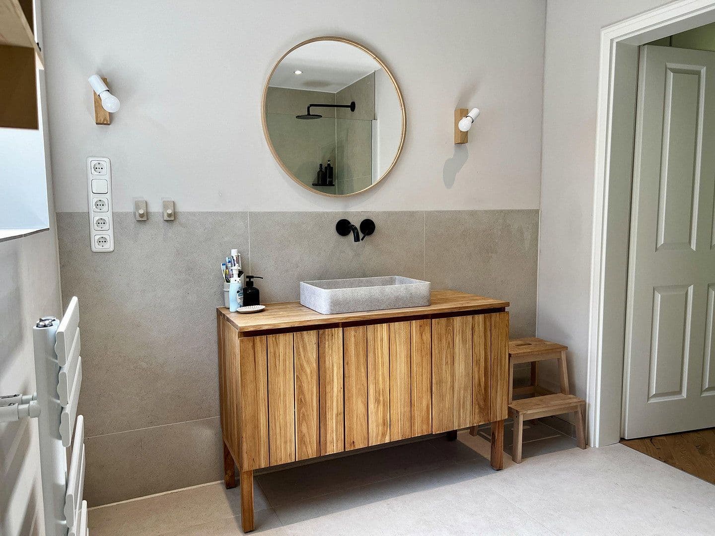 Predaj domu 245 m², pozemek 2.329 m², Winsen (Aller), Dolné Sasko Predaj domu 245 m², pozemek 2.329 m², Winsen (Aller), Dolné Sasko