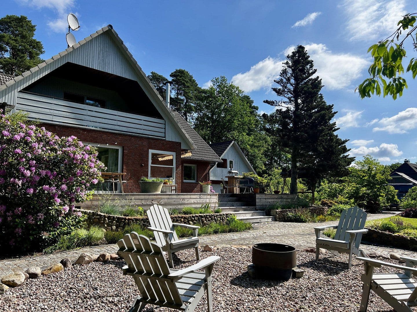 Predaj domu 245 m², pozemek 2.329 m², Winsen (Aller), Dolné Sasko Predaj domu 245 m², pozemek 2.329 m², Winsen (Aller), Dolné Sasko
