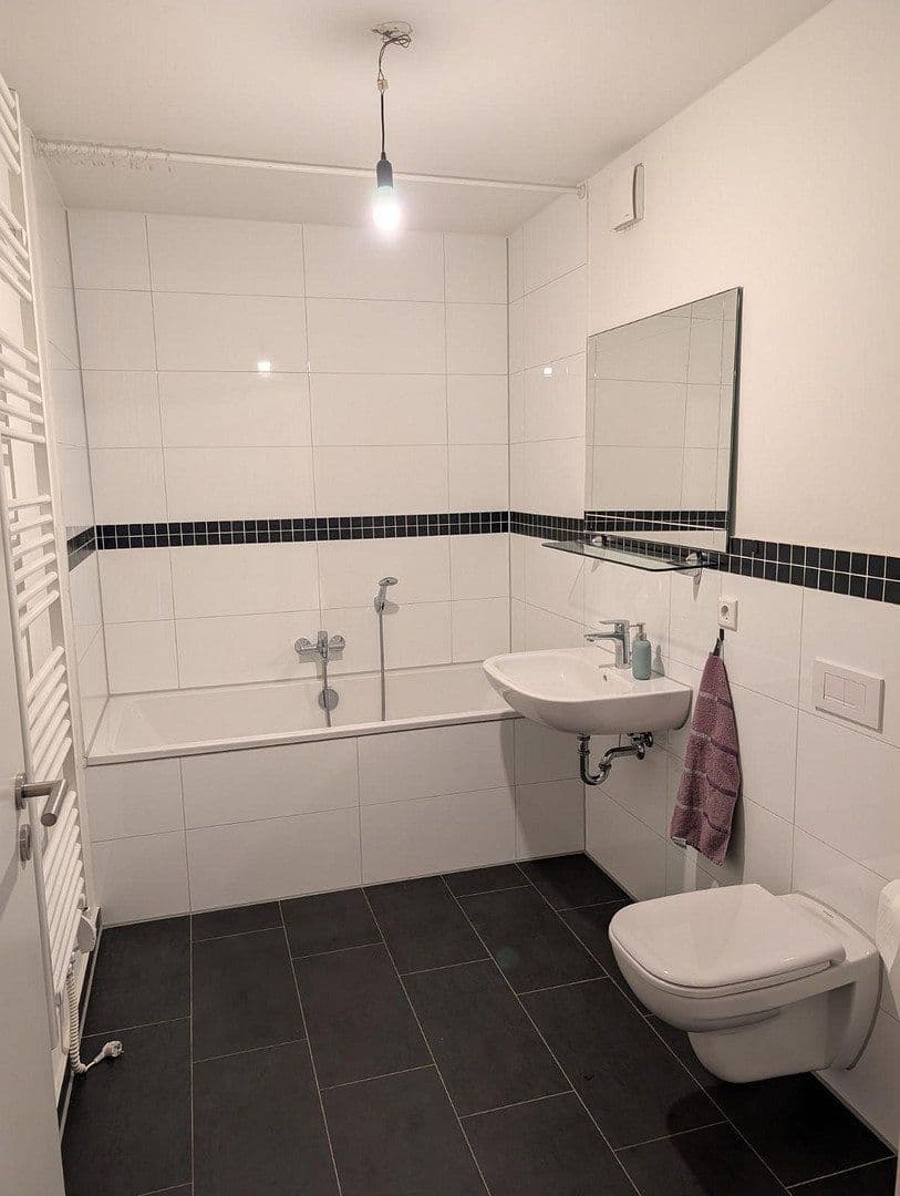Prenájom bytu 4-izbový 113 m², Holsteiner Chaussee 171, Schnelsen-Eimsbüttel, Hamburg, Hamburg Prenájom bytu 4-izbový 113 m², Holsteiner Chaussee 171, Schnelsen-Eimsbüttel, Hamburg, Hamburg