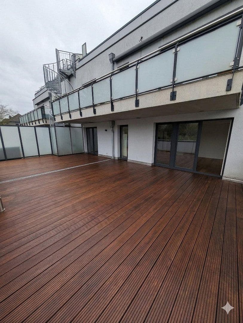 Prenájom bytu 4-izbový 113 m², Holsteiner Chaussee 171, Schnelsen-Eimsbüttel, Hamburg, Hamburg Prenájom bytu 4-izbový 113 m², Holsteiner Chaussee 171, Schnelsen-Eimsbüttel, Hamburg, Hamburg