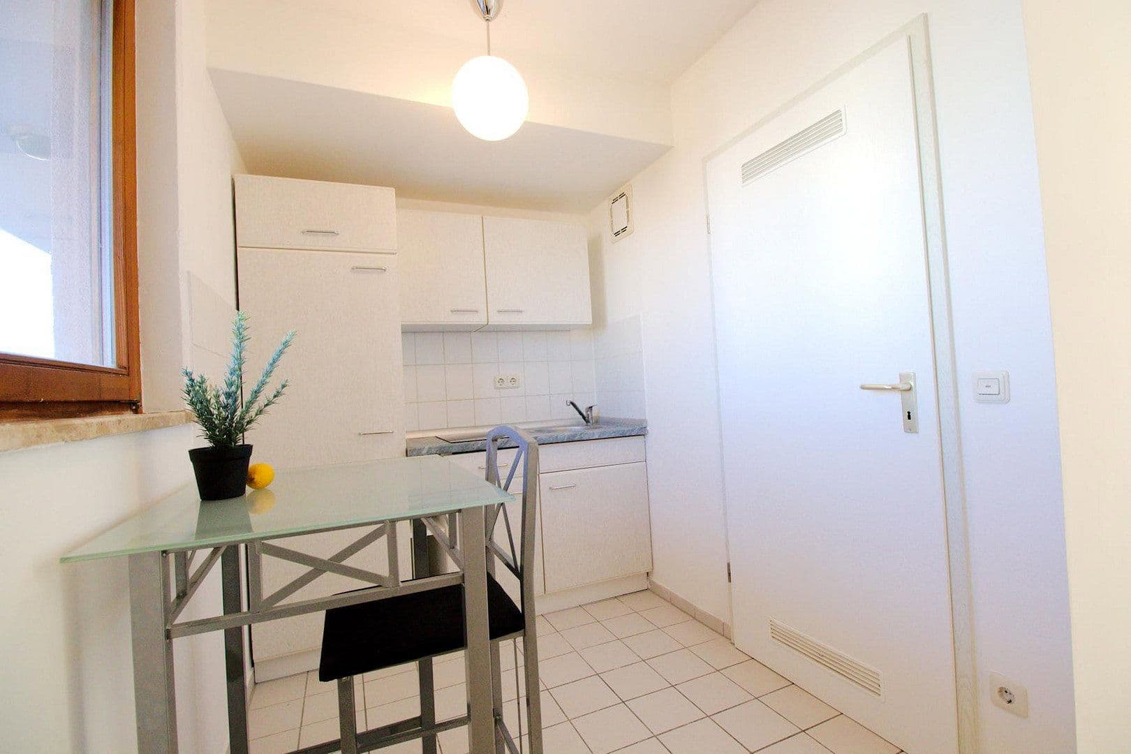 Prenájom bytu 1-izbový 39 m², Karolinenstraße 118, Fürth, Bavorsko Prenájom bytu 1-izbový 39 m², Karolinenstraße 118, Fürth, Bavorsko