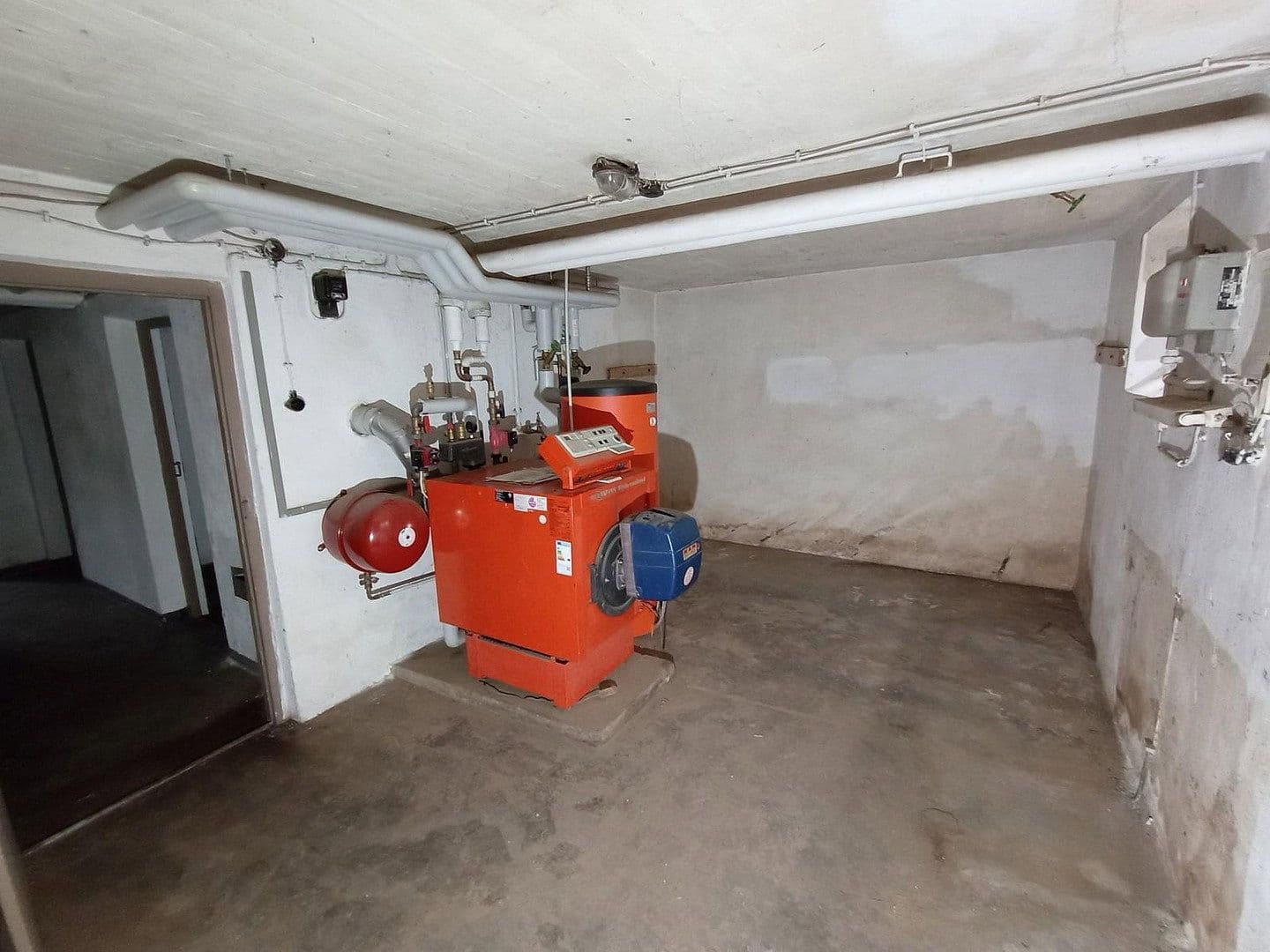Predaj domu 200 m², pozemek 814 m², Neusäß, Bavorsko Predaj domu 200 m², pozemek 814 m², Neusäß, Bavorsko