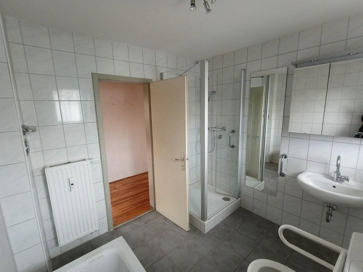 Predaj domu 200 m², pozemek 814 m², Neusäß, Bavorsko Predaj domu 200 m², pozemek 814 m², Neusäß, Bavorsko