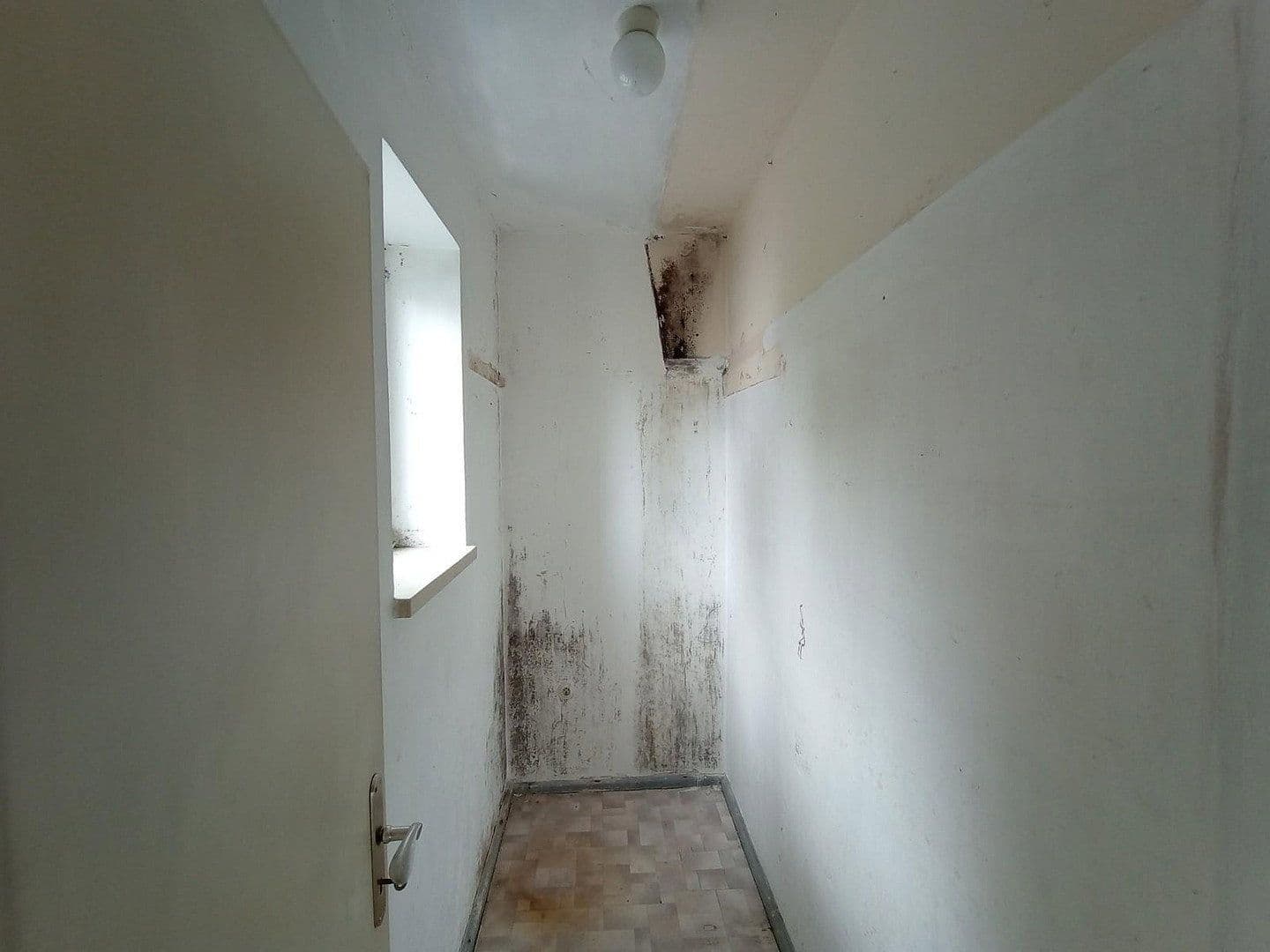 Predaj domu 200 m², pozemek 814 m², Neusäß, Bavorsko Predaj domu 200 m², pozemek 814 m², Neusäß, Bavorsko