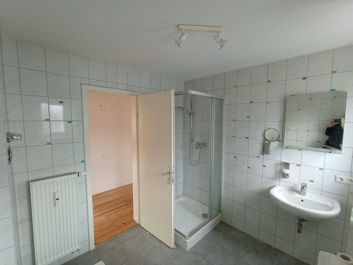 Predaj domu 200 m², pozemek 814 m², Neusäß, Bavorsko Predaj domu 200 m², pozemek 814 m², Neusäß, Bavorsko