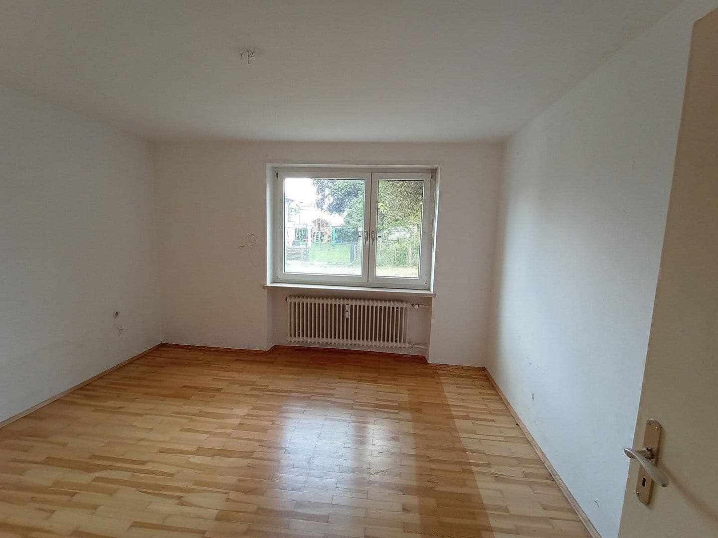 Predaj domu 200 m², pozemek 814 m², Neusäß, Bavorsko Predaj domu 200 m², pozemek 814 m², Neusäß, Bavorsko