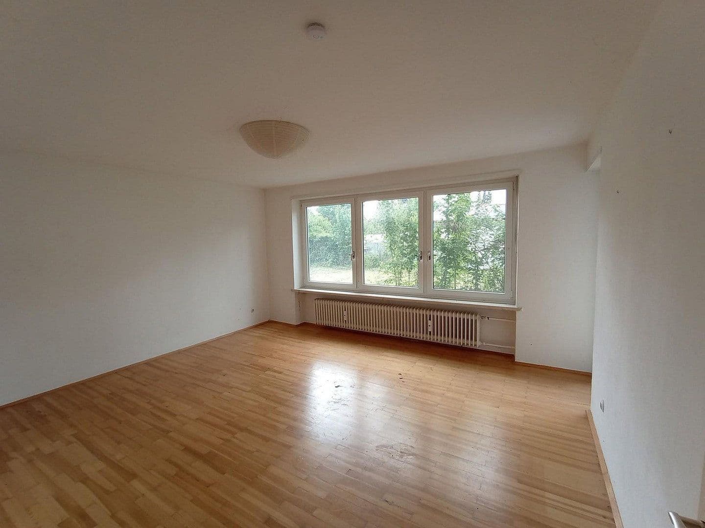 Predaj domu 200 m², pozemek 814 m², Neusäß, Bavorsko Predaj domu 200 m², pozemek 814 m², Neusäß, Bavorsko