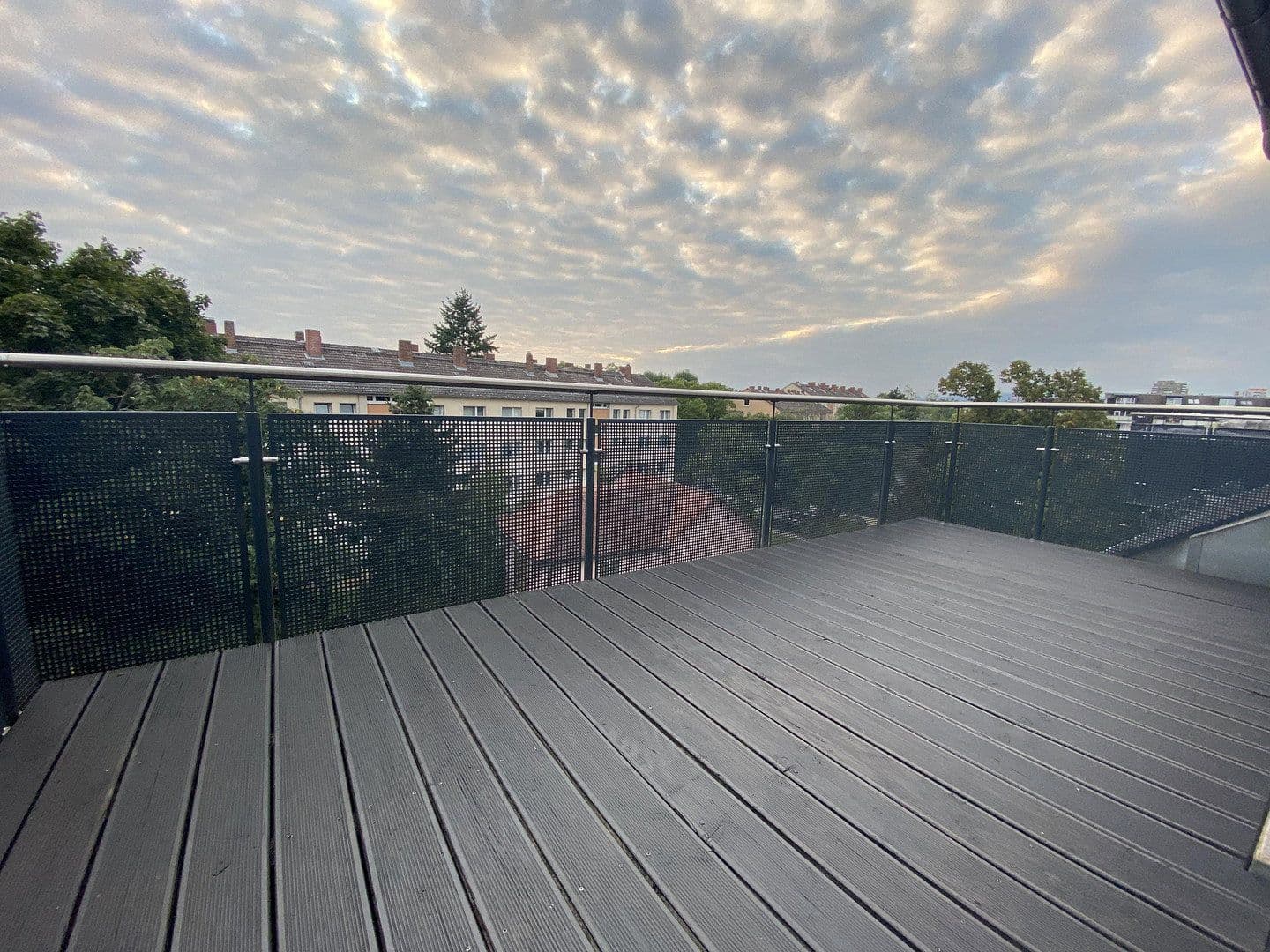 Prenájom bytu 4-izbový 133 m², Gerauer Straße 50c, Frankfurt am Main, Hesensko Prenájom bytu 4-izbový 133 m², Gerauer Straße 50c, Frankfurt am Main, Hesensko