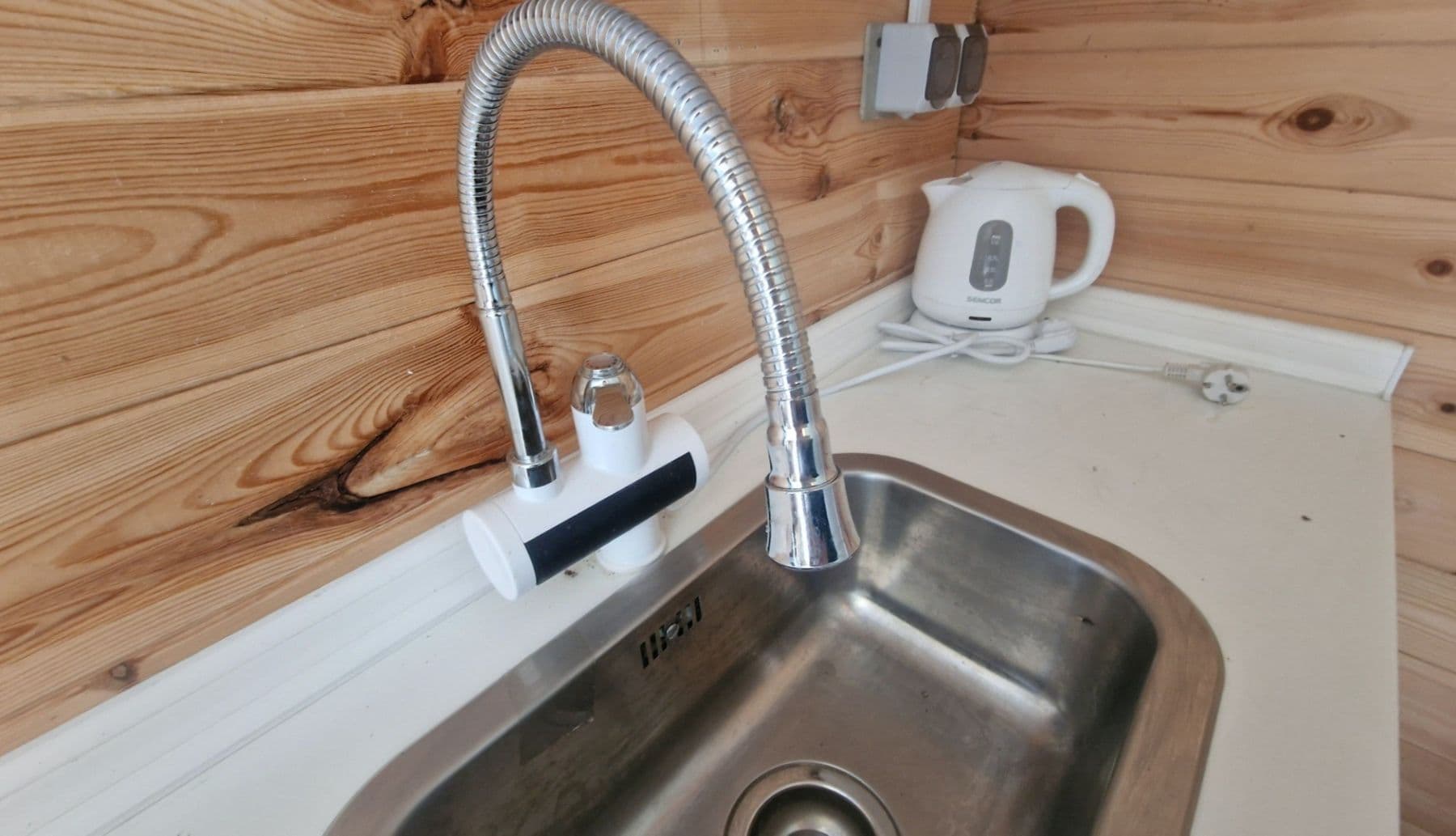 Predaj domu 50 m², pozemek 290 m², V Kolonii, Svinařov, Středočeský kraj Predaj domu 50 m², pozemek 290 m², V Kolonii, Svinařov, Středočeský kraj