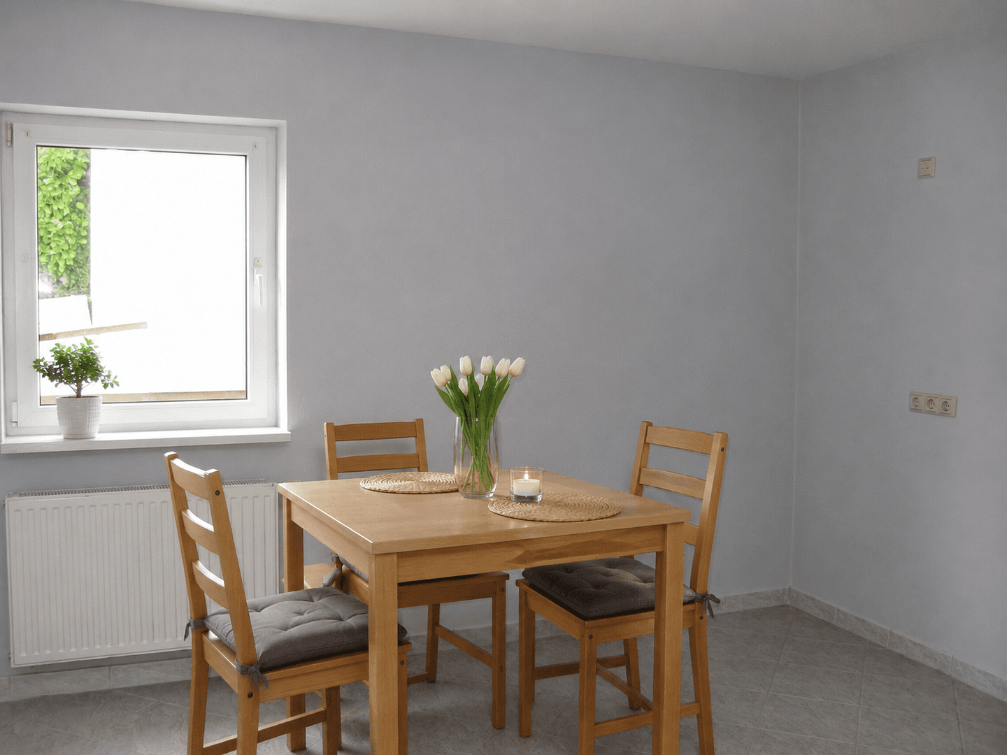 Prenájom bytu 2-izbový 78 m², Waldems, Hesensko Prenájom bytu 2-izbový 78 m², Waldems, Hesensko