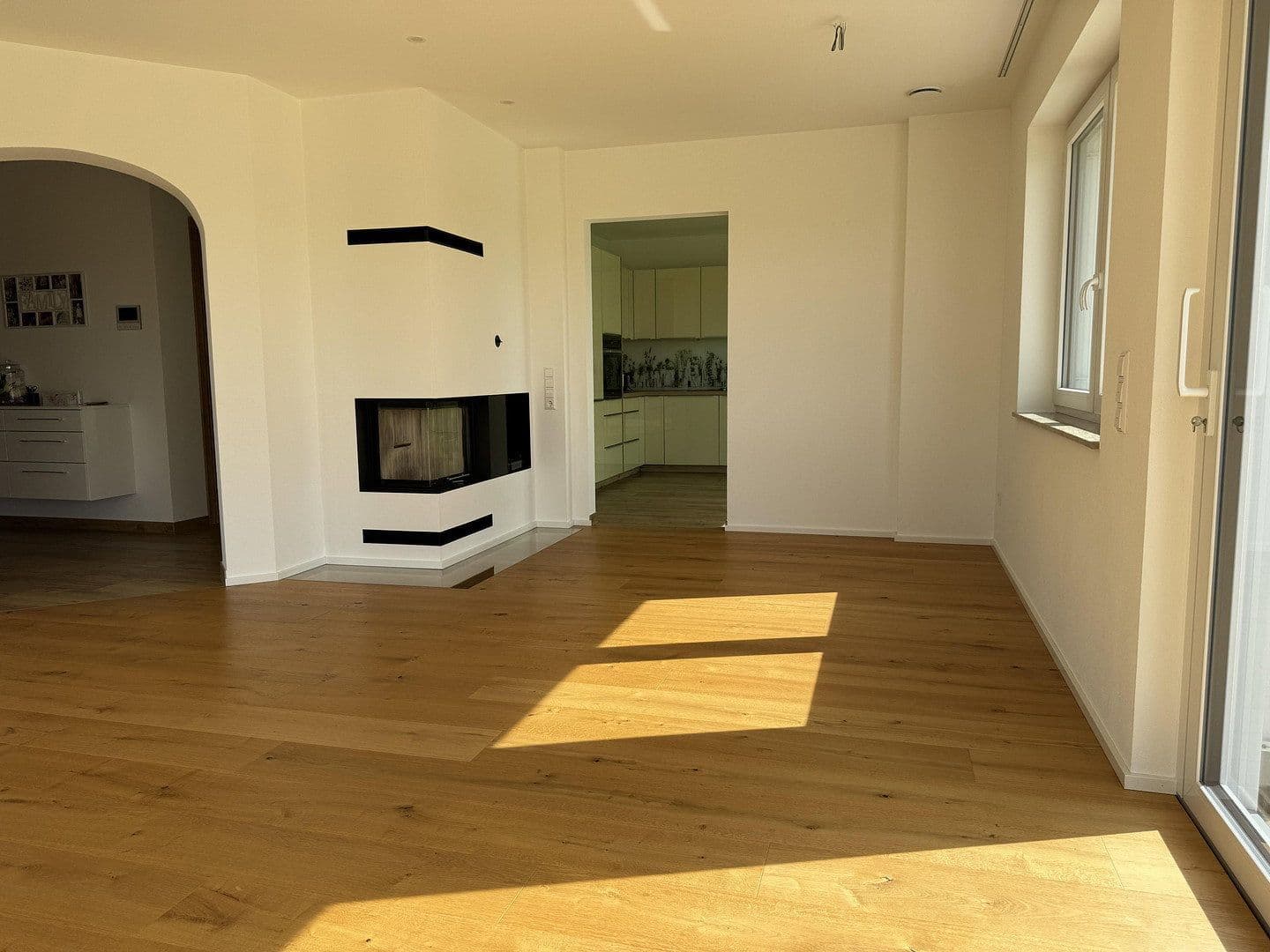 Predaj domu 227 m², pozemek 639 m², Laupheim, Bádensko-Wurttembersko Predaj domu 227 m², pozemek 639 m², Laupheim, Bádensko-Wurttembersko