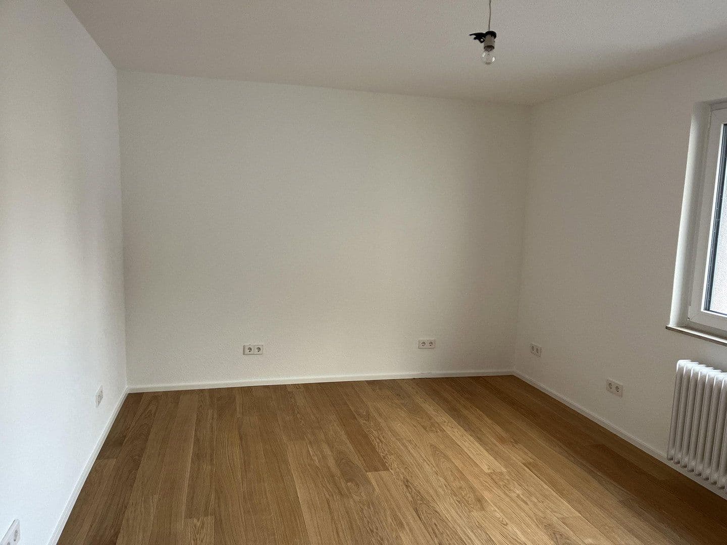 Prenájom bytu 3-izbový 89 m², Im Schafhof 15, Ostfildern, Bádensko-Wurttembersko Prenájom bytu 3-izbový 89 m², Im Schafhof 15, Ostfildern, Bádensko-Wurttembersko