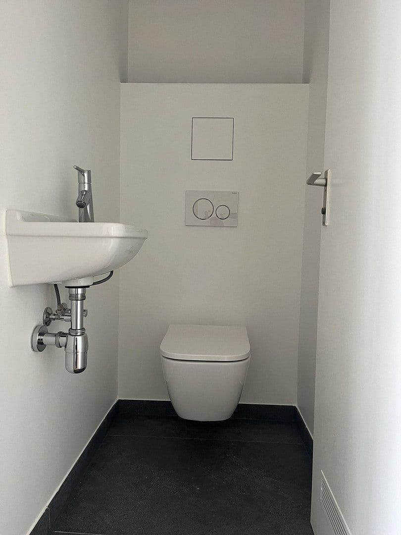 Prenájom bytu 3-izbový 89 m², Im Schafhof 15, Ostfildern, Bádensko-Wurttembersko Prenájom bytu 3-izbový 89 m², Im Schafhof 15, Ostfildern, Bádensko-Wurttembersko