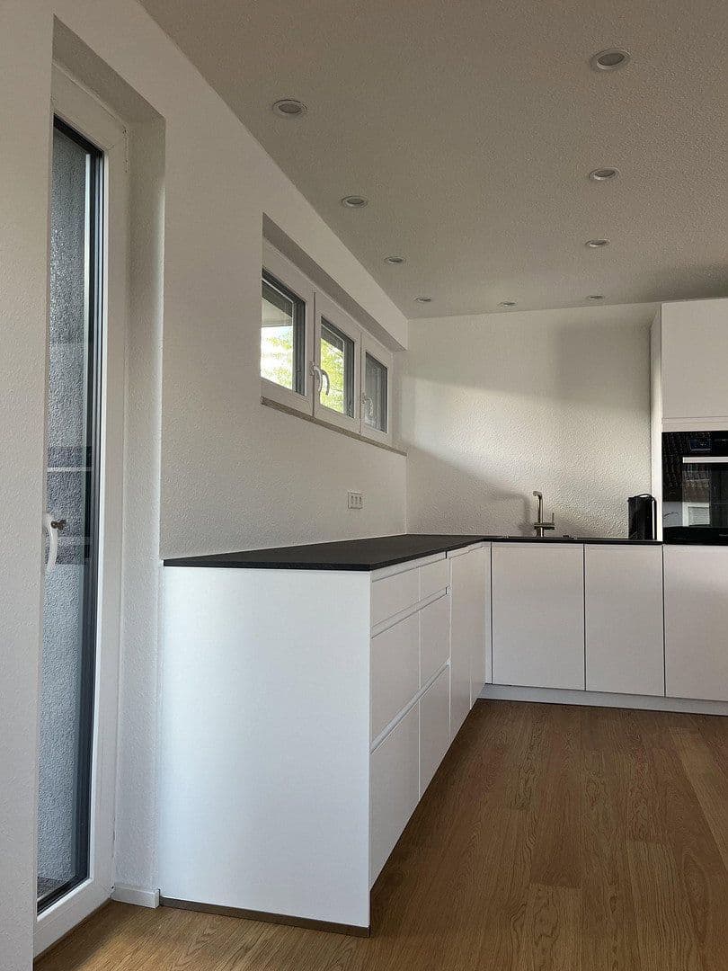 Prenájom bytu 3-izbový 89 m², Im Schafhof 15, Ostfildern, Bádensko-Wurttembersko Prenájom bytu 3-izbový 89 m², Im Schafhof 15, Ostfildern, Bádensko-Wurttembersko