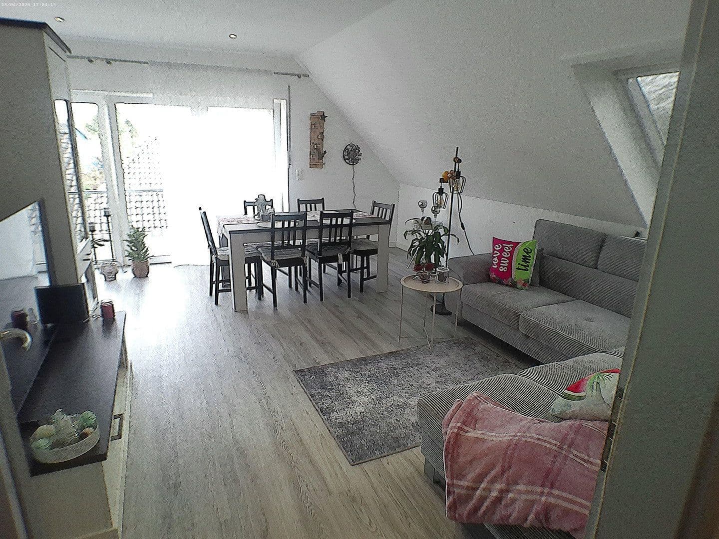 Prenájom bytu 3-izbový 80 m², Itzehoe, Šlezvicko-Holštajnsko Prenájom bytu 3-izbový 80 m², Itzehoe, Šlezvicko-Holštajnsko