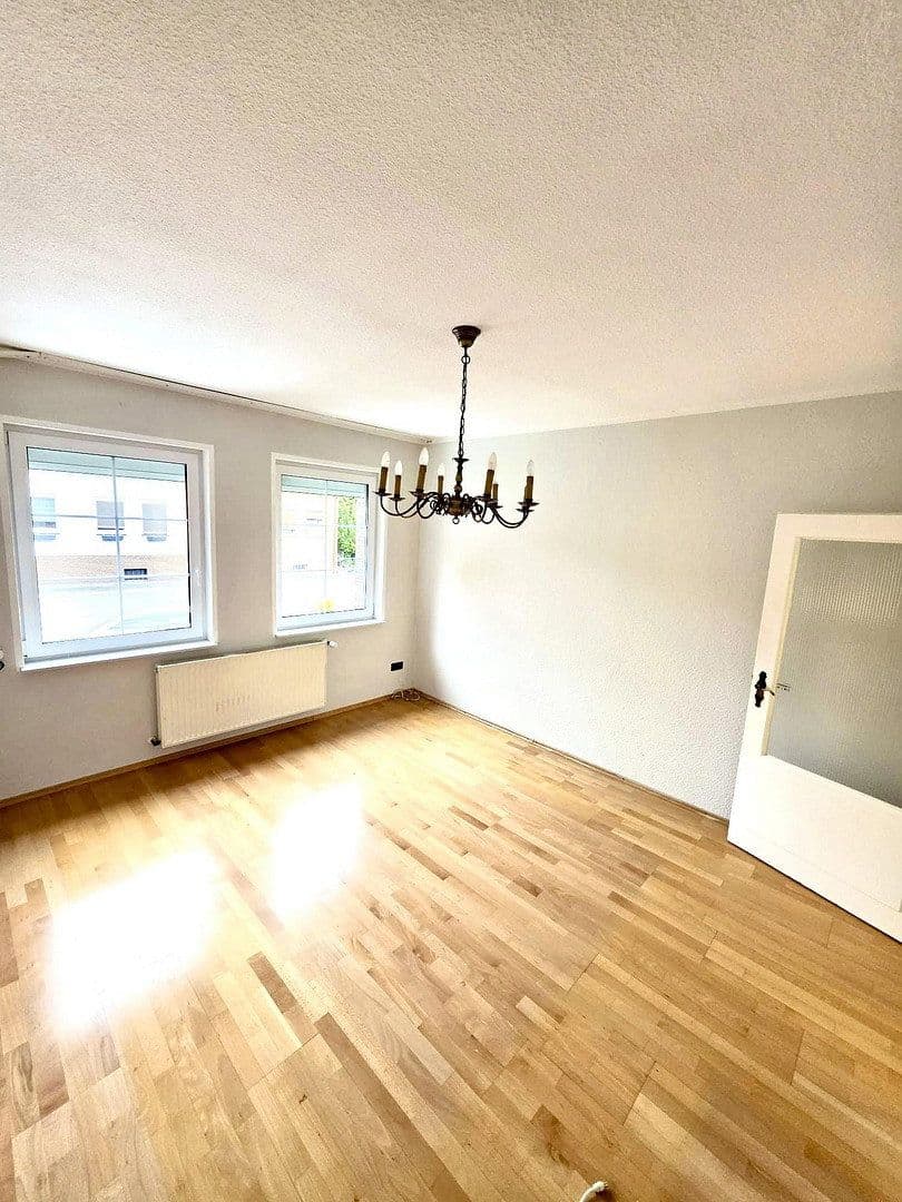 Prenájom bytu 3-izbový 75 m², Lehrte, Dolné Sasko Prenájom bytu 3-izbový 75 m², Lehrte, Dolné Sasko