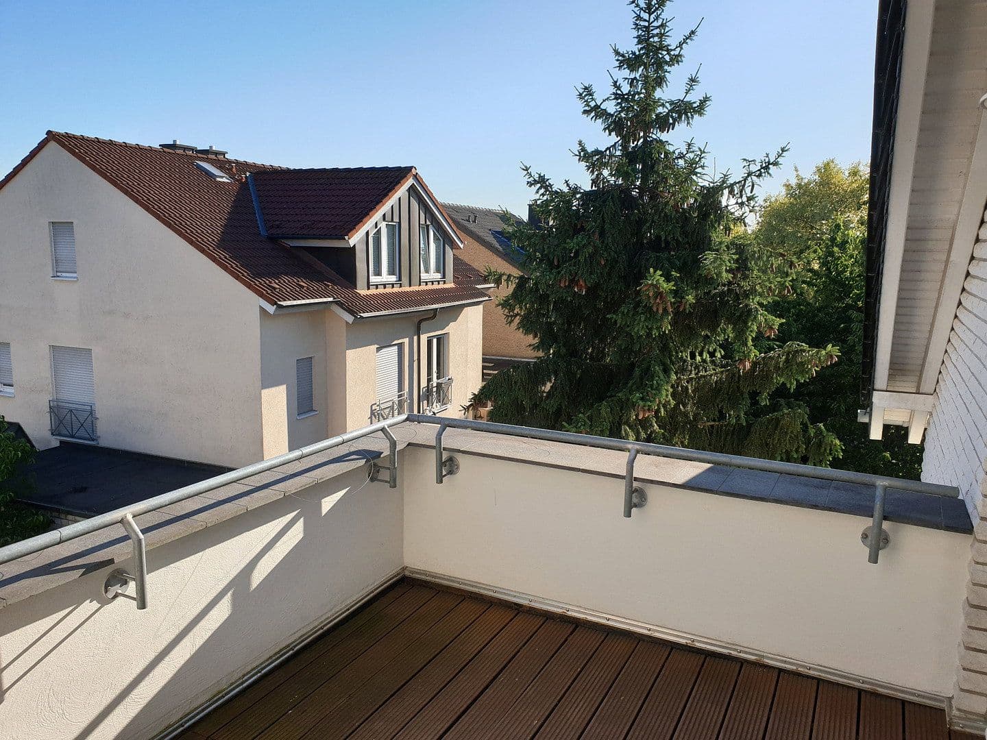 Predaj bytu 3-izbový 85 m², Langenfeld (Rheinland), Severné Porýnie - Westfálsko Predaj bytu 3-izbový 85 m², Langenfeld (Rheinland), Severné Porýnie - Westfálsko