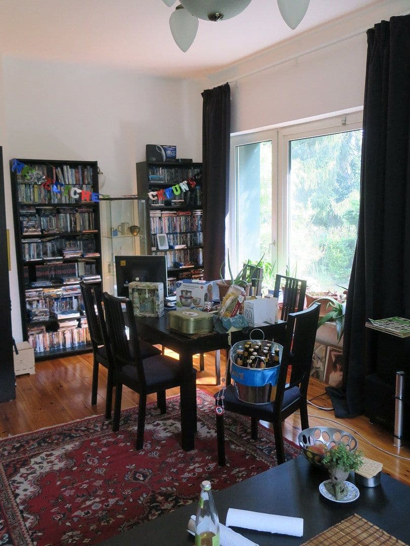 Predaj domu 217 m², pozemek 1.003 m², Zeißpfad 55, Berlin Lichtenrade, Berlín Predaj domu 217 m², pozemek 1.003 m², Zeißpfad 55, Berlin Lichtenrade, Berlín