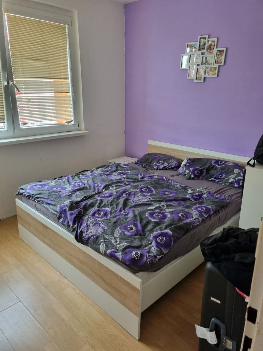 Prenájom bytu 3-izbový 70 m², Jihlavská, Česká Lípa, Liberecký kraj Prenájom bytu 3-izbový 70 m², Jihlavská, Česká Lípa, Liberecký kraj