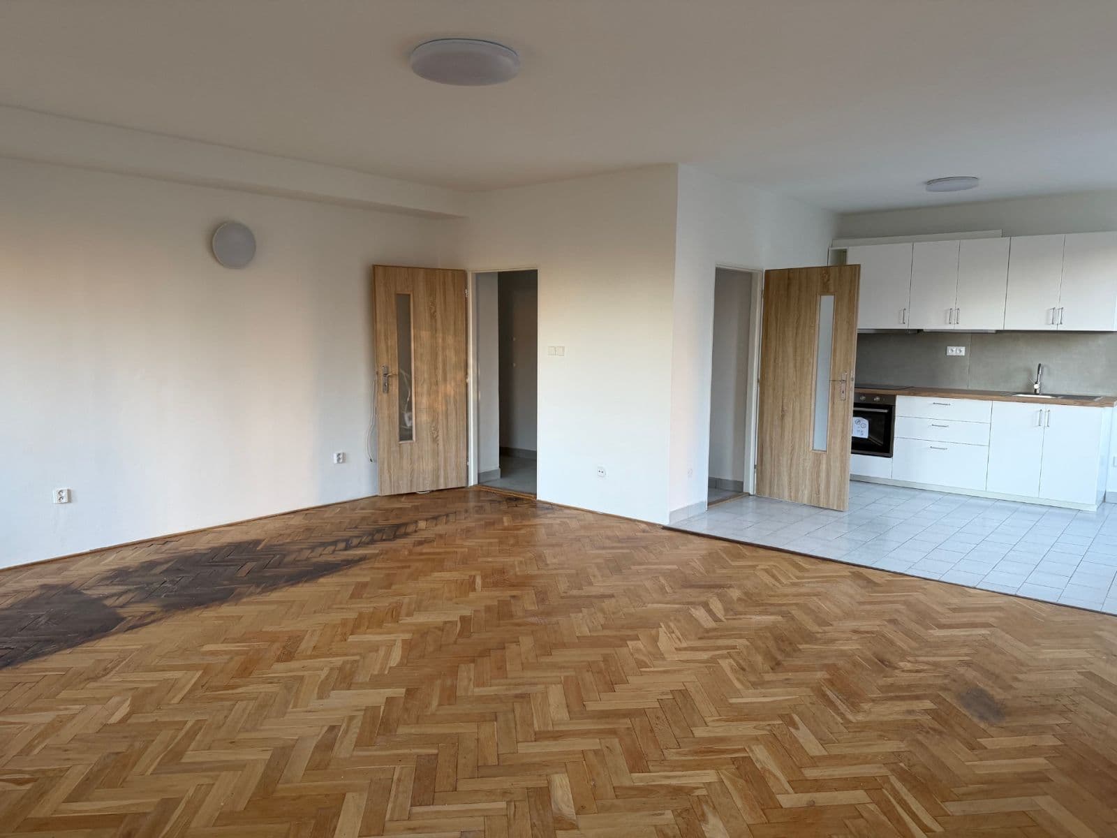 Prenájom bytu 2-izbový 65 m², Na Luzích, Praha, Praha Prenájom bytu 2-izbový 65 m², Na Luzích, Praha, Praha