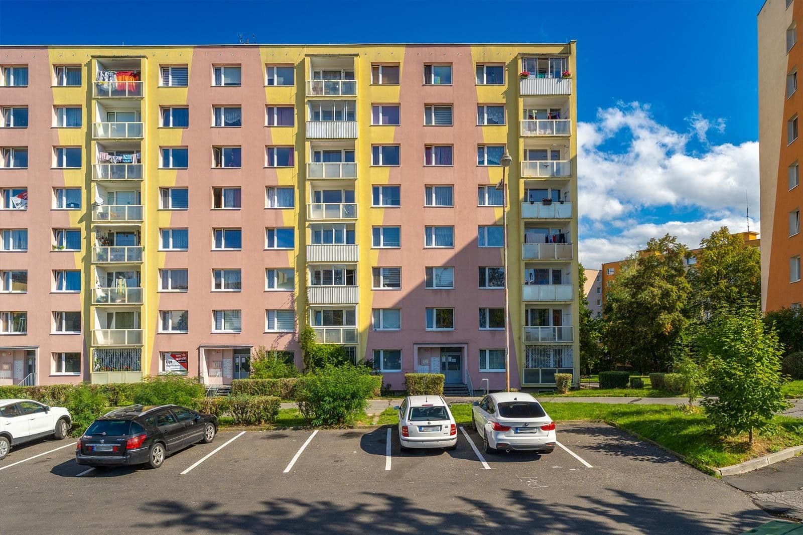 Prenájom bytu 2-izbový 36 m², Písečná, Chomutov, Ústecký kraj Prenájom bytu 2-izbový 36 m², Písečná, Chomutov, Ústecký kraj
