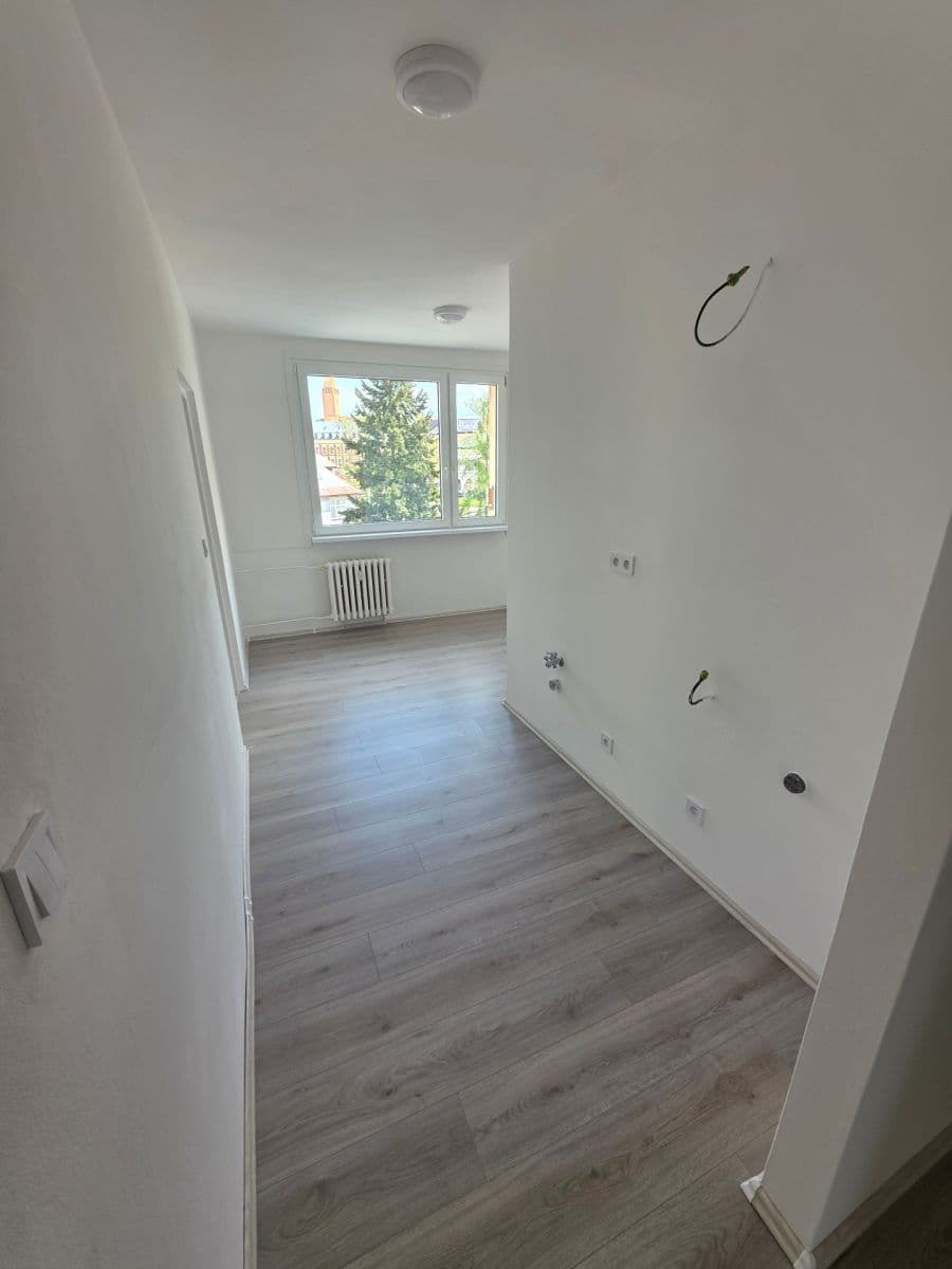 Predaj bytu 2-izbový 62 m², Budovatelů, Jablonec nad Nisou, Liberecký kraj Predaj bytu 2-izbový 62 m², Budovatelů, Jablonec nad Nisou, Liberecký kraj