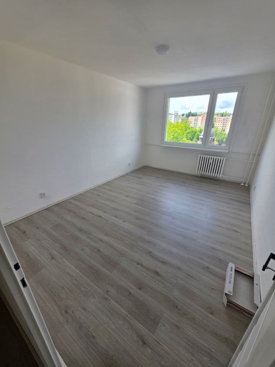 Predaj bytu 2-izbový 62 m², Budovatelů, Jablonec nad Nisou, Liberecký kraj Predaj bytu 2-izbový 62 m², Budovatelů, Jablonec nad Nisou, Liberecký kraj