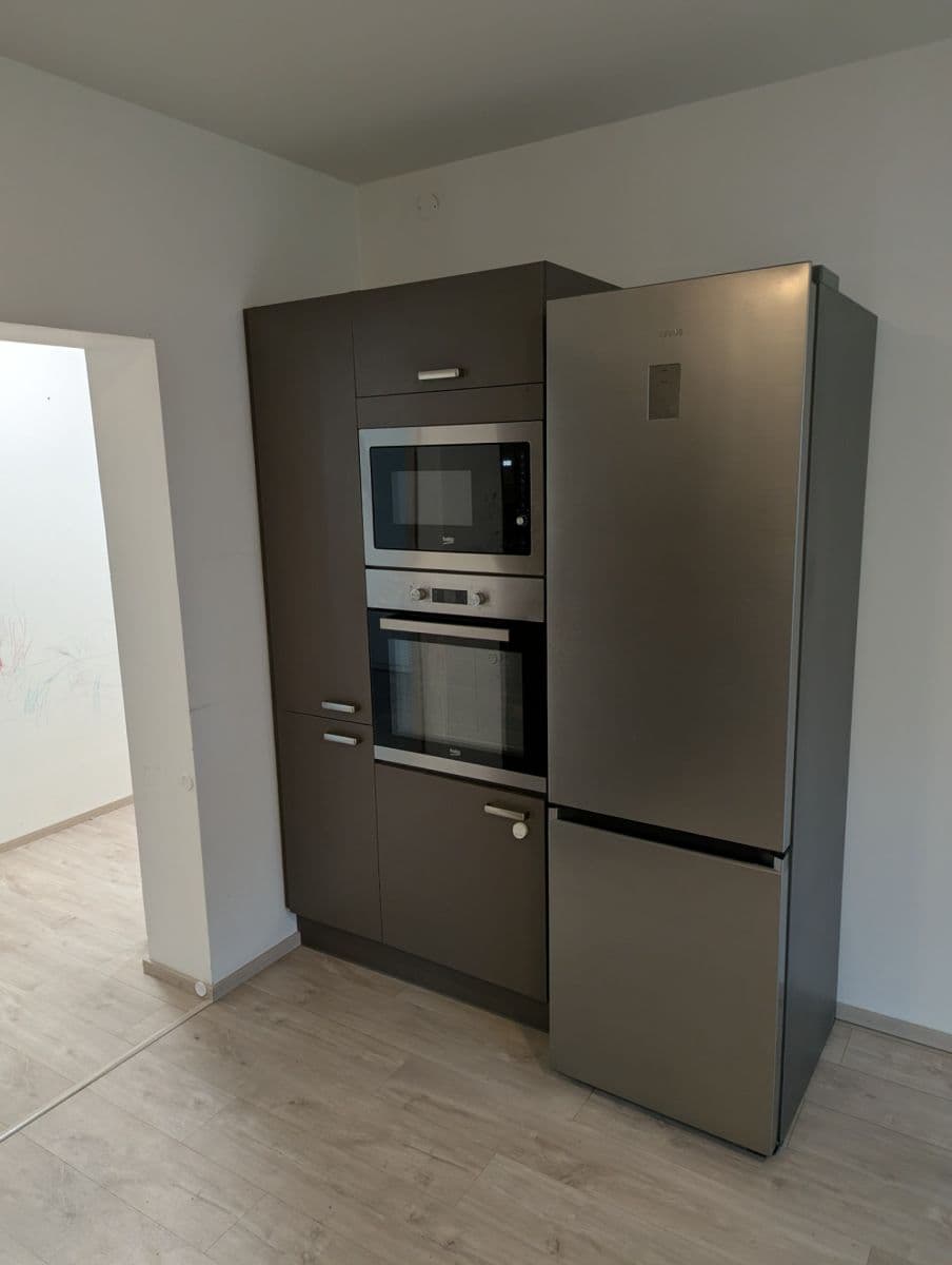 Prenájom bytu 3-izbový 87 m², Pekařská, Brno, Jihomoravský kraj Prenájom bytu 3-izbový 87 m², Pekařská, Brno, Jihomoravský kraj
