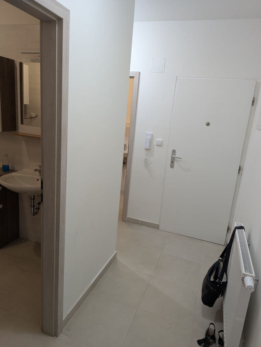 Prenájom bytu 3-izbový 87 m², Pekařská, Brno, Jihomoravský kraj Prenájom bytu 3-izbový 87 m², Pekařská, Brno, Jihomoravský kraj