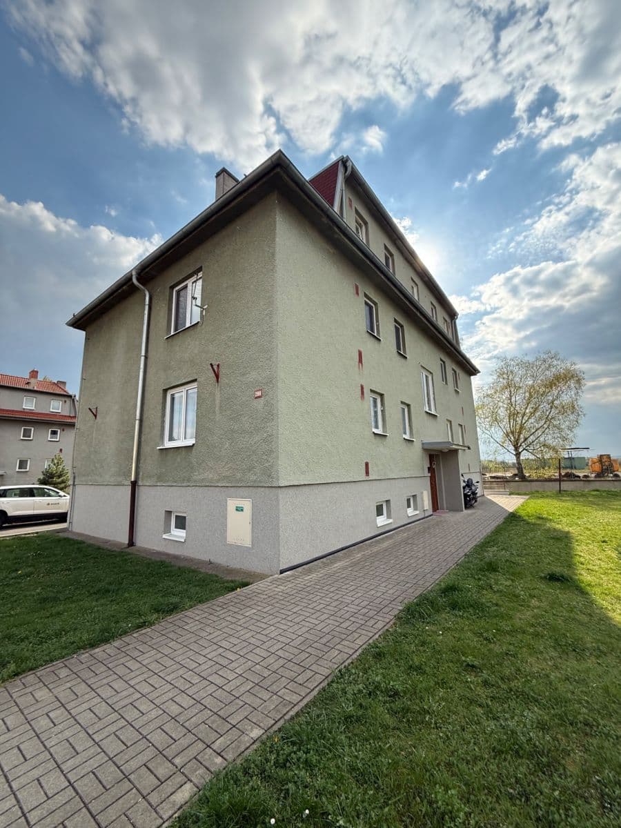Prenájom bytu 3-izbový 61 m², U Stadionu, Bohušovice nad Ohří, Ústecký kraj Prenájom bytu 3-izbový 61 m², U Stadionu, Bohušovice nad Ohří, Ústecký kraj