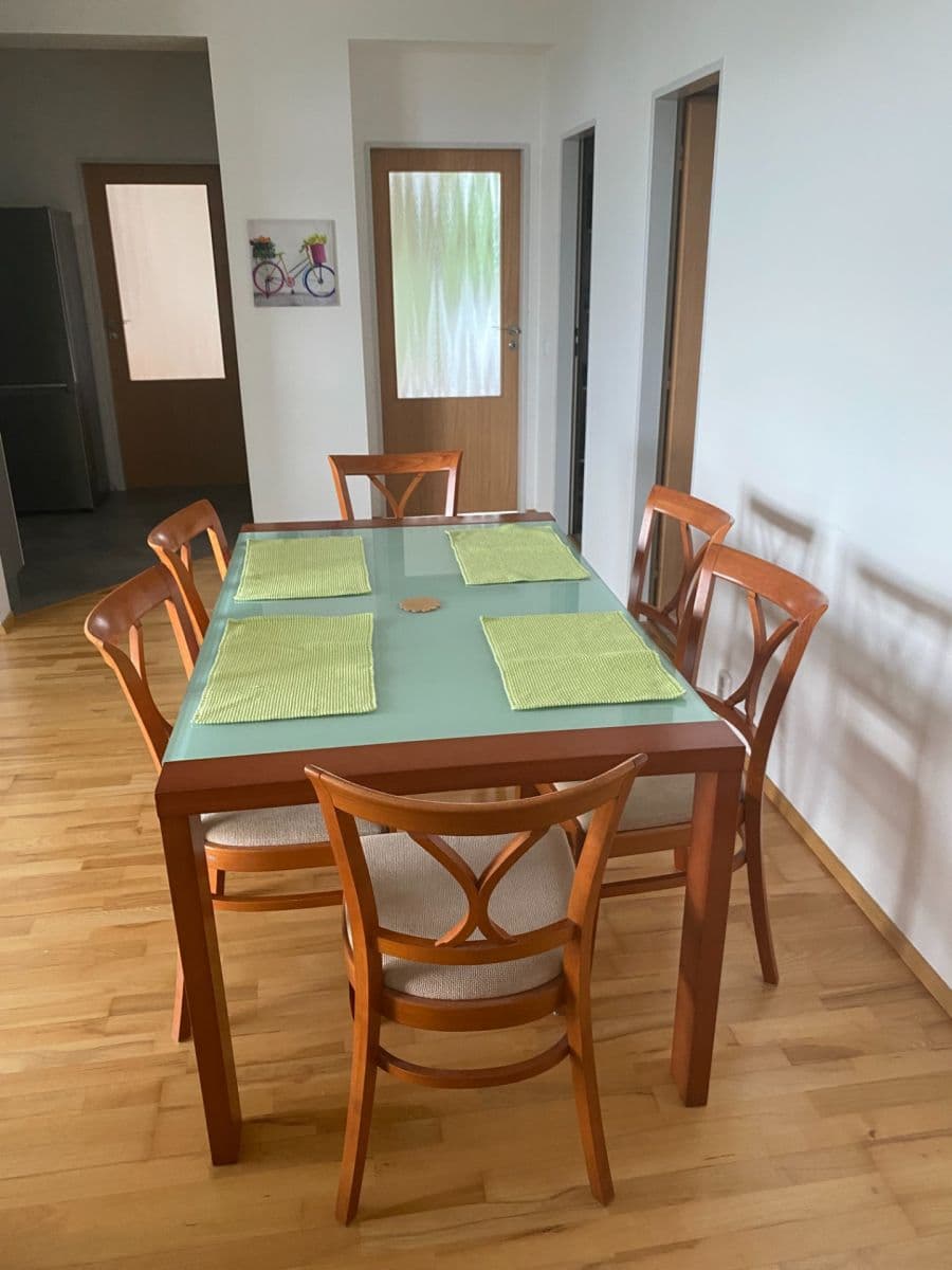 Prenájom bytu 3-izbový 72 m², Vrbovecká, Plzeň, Plzeňský kraj Prenájom bytu 3-izbový 72 m², Vrbovecká, Plzeň, Plzeňský kraj