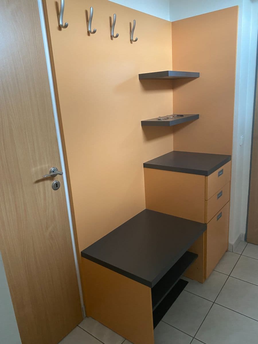 Prenájom bytu 3-izbový 72 m², Vrbovecká, Plzeň, Plzeňský kraj Prenájom bytu 3-izbový 72 m², Vrbovecká, Plzeň, Plzeňský kraj