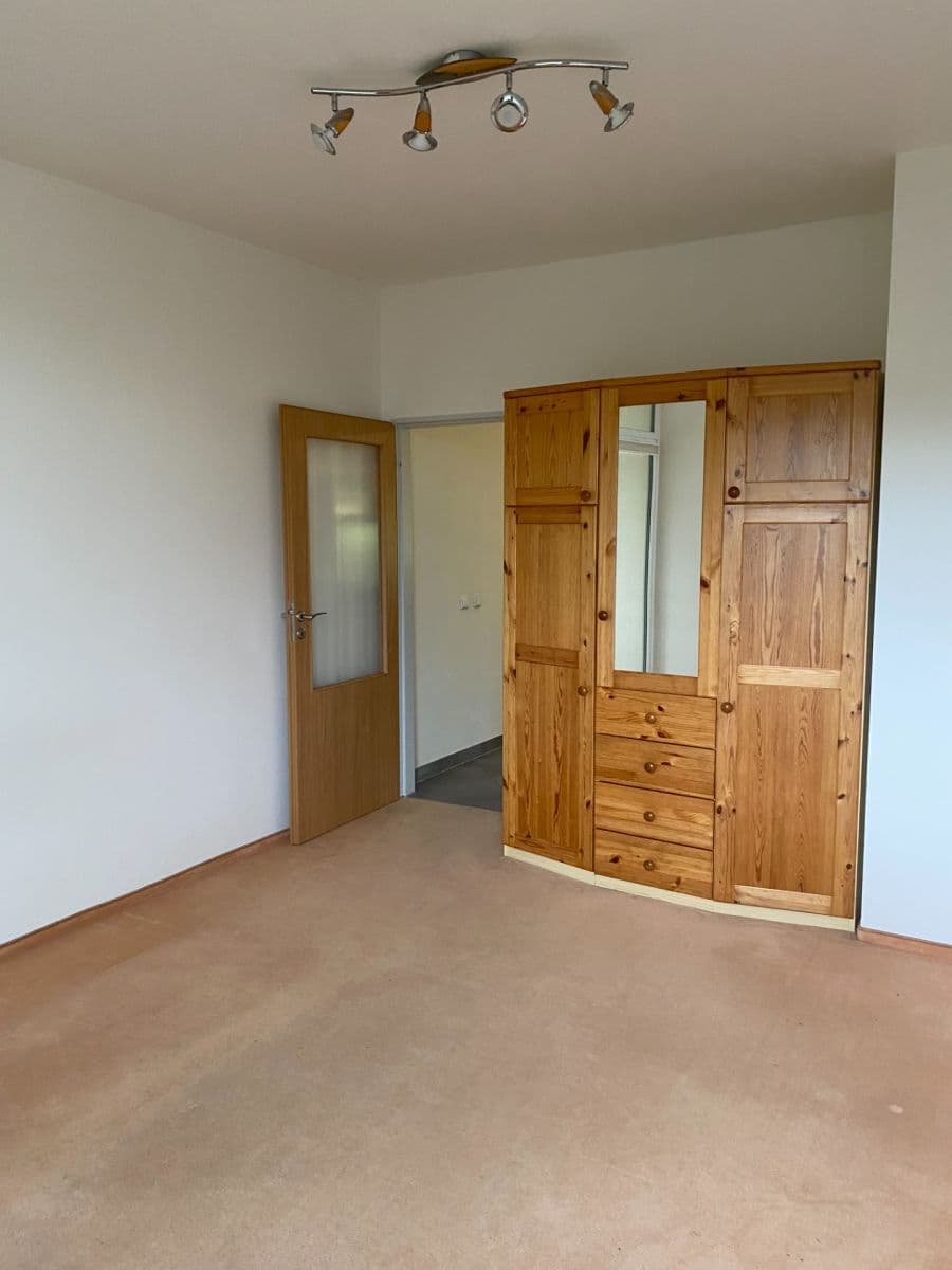 Prenájom bytu 3-izbový 72 m², Vrbovecká, Plzeň, Plzeňský kraj Prenájom bytu 3-izbový 72 m², Vrbovecká, Plzeň, Plzeňský kraj