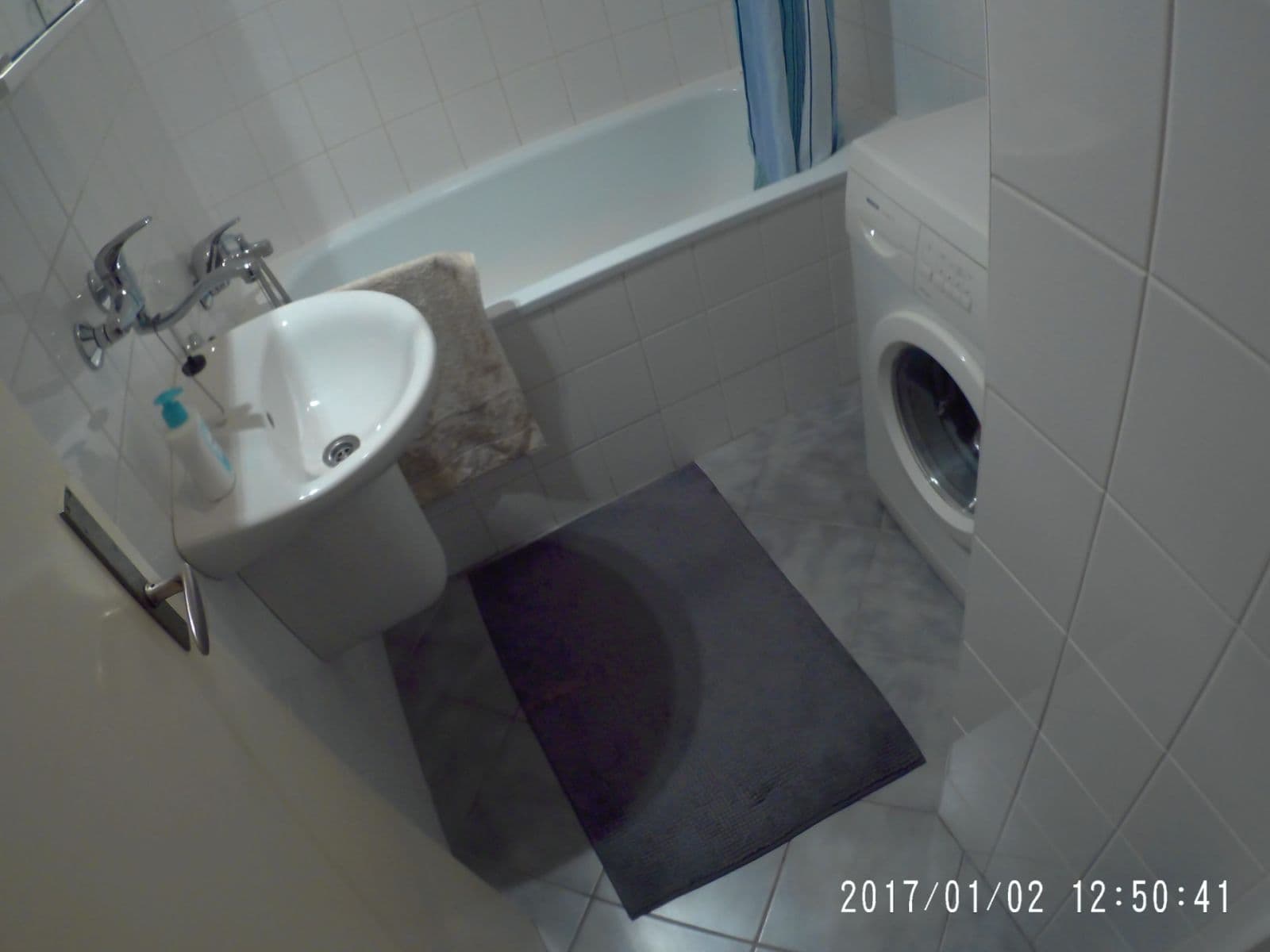 Prenájom bytu 2-izbový 38 m², 5. května, Praha, Praha Prenájom bytu 2-izbový 38 m², 5. května, Praha, Praha