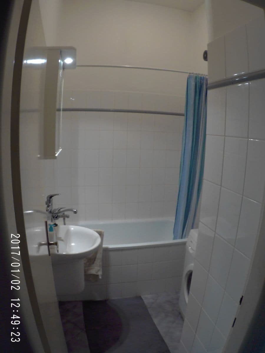 Prenájom bytu 2-izbový 38 m², 5. května, Praha, Praha Prenájom bytu 2-izbový 38 m², 5. května, Praha, Praha