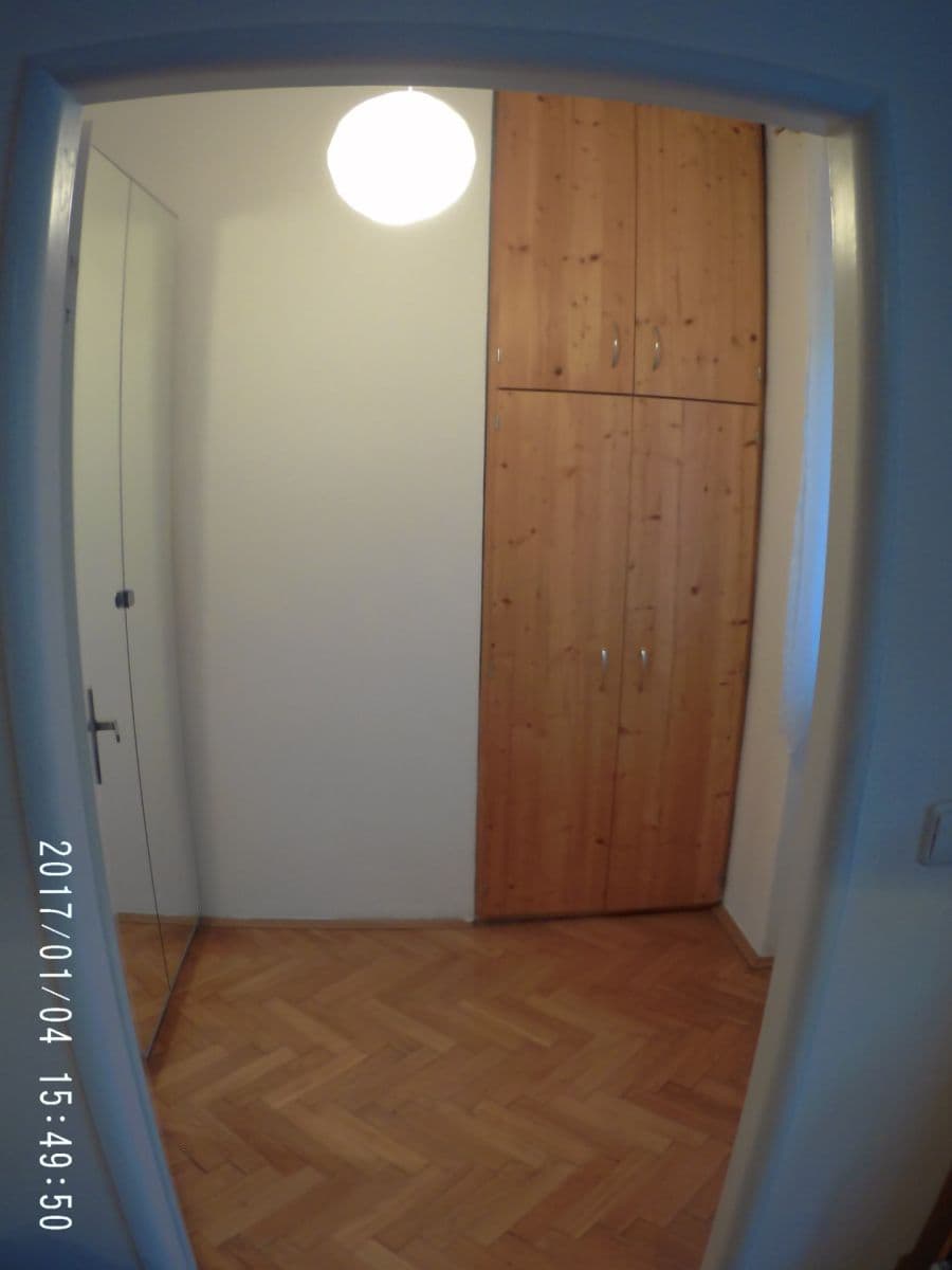 Prenájom bytu 2-izbový 38 m², 5. května, Praha, Praha Prenájom bytu 2-izbový 38 m², 5. května, Praha, Praha