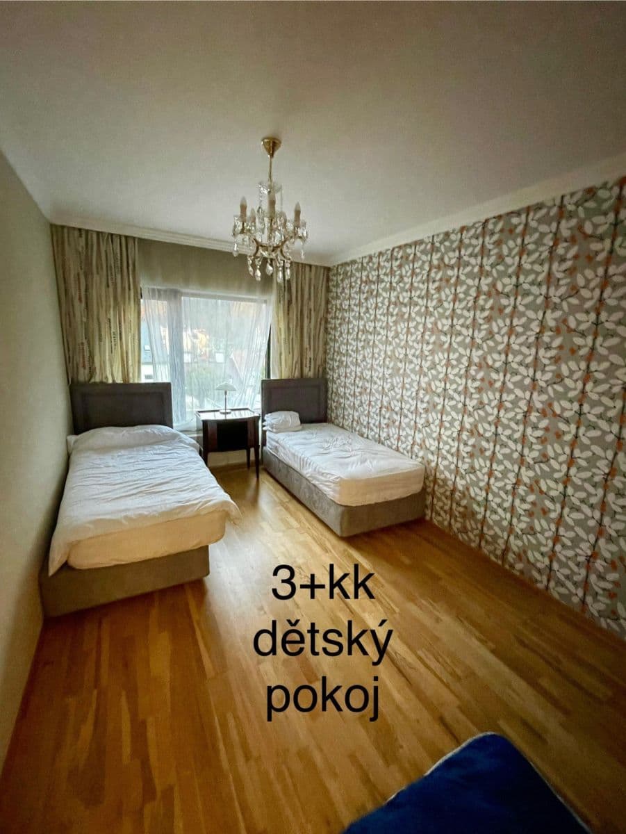 Predaj bytu 3-izbový 88 m², Pražská silnice, Karlovy Vary, Karlovarský kraj Predaj bytu 3-izbový 88 m², Pražská silnice, Karlovy Vary, Karlovarský kraj