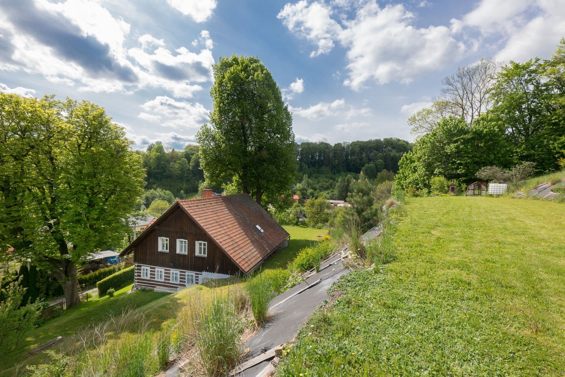 Predaj domu 226 m², pozemek 3.000 m², Česká Metuje, Královéhradecký kraj Predaj domu 226 m², pozemek 3.000 m², Česká Metuje, Královéhradecký kraj