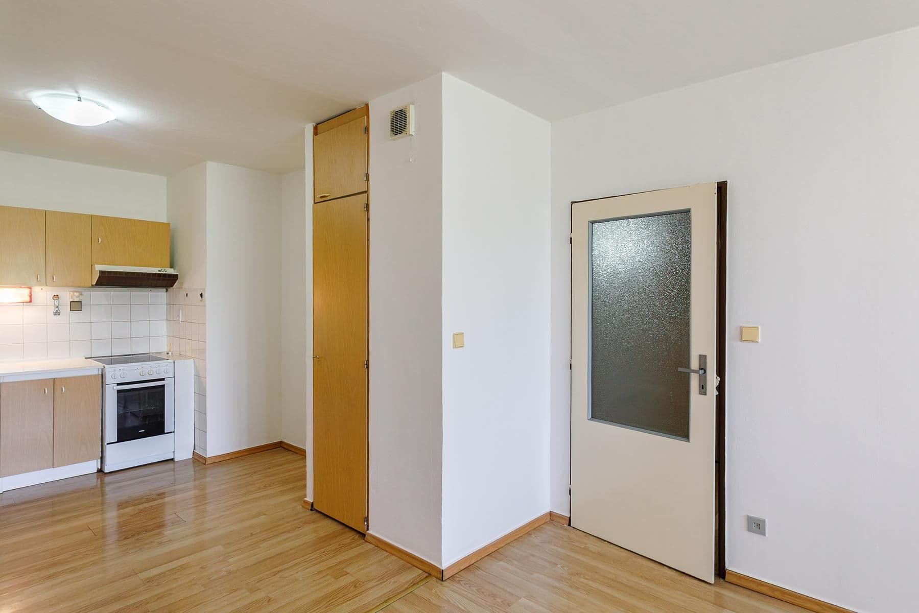 Predaj bytu 2-izbový 58 m², Proutěná, Praha, Praha Predaj bytu 2-izbový 58 m², Proutěná, Praha, Praha