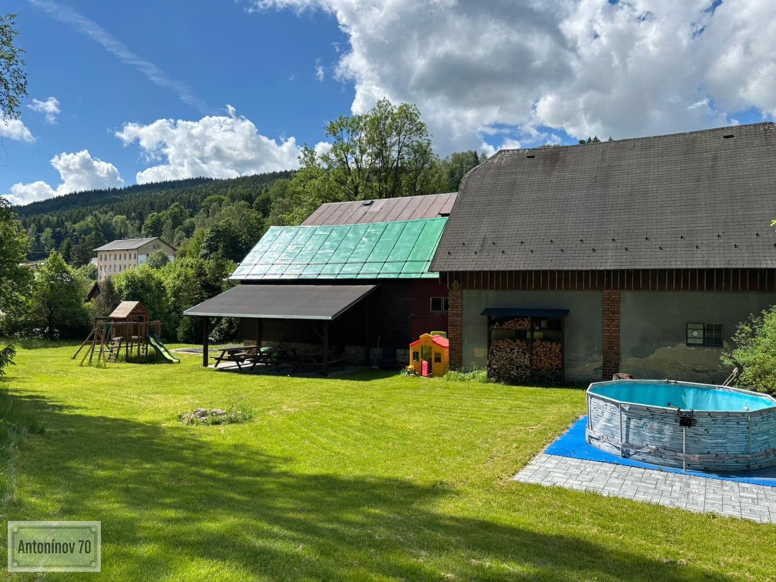 Predaj domu 396 m², pozemek 16.040 m², Josefův Důl, Liberecký kraj Predaj domu 396 m², pozemek 16.040 m², Josefův Důl, Liberecký kraj