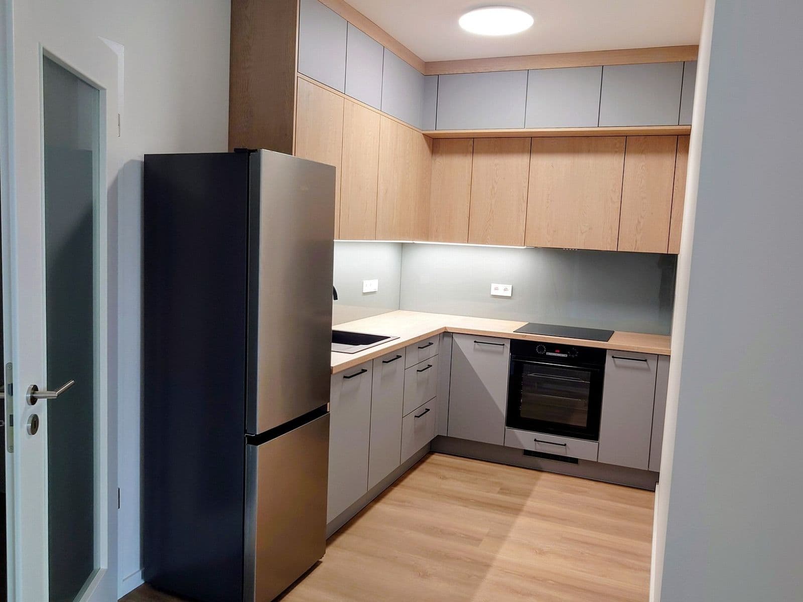 Prenájom bytu 2-izbový 56 m², Divíškové, Praha, Praha Prenájom bytu 2-izbový 56 m², Divíškové, Praha, Praha