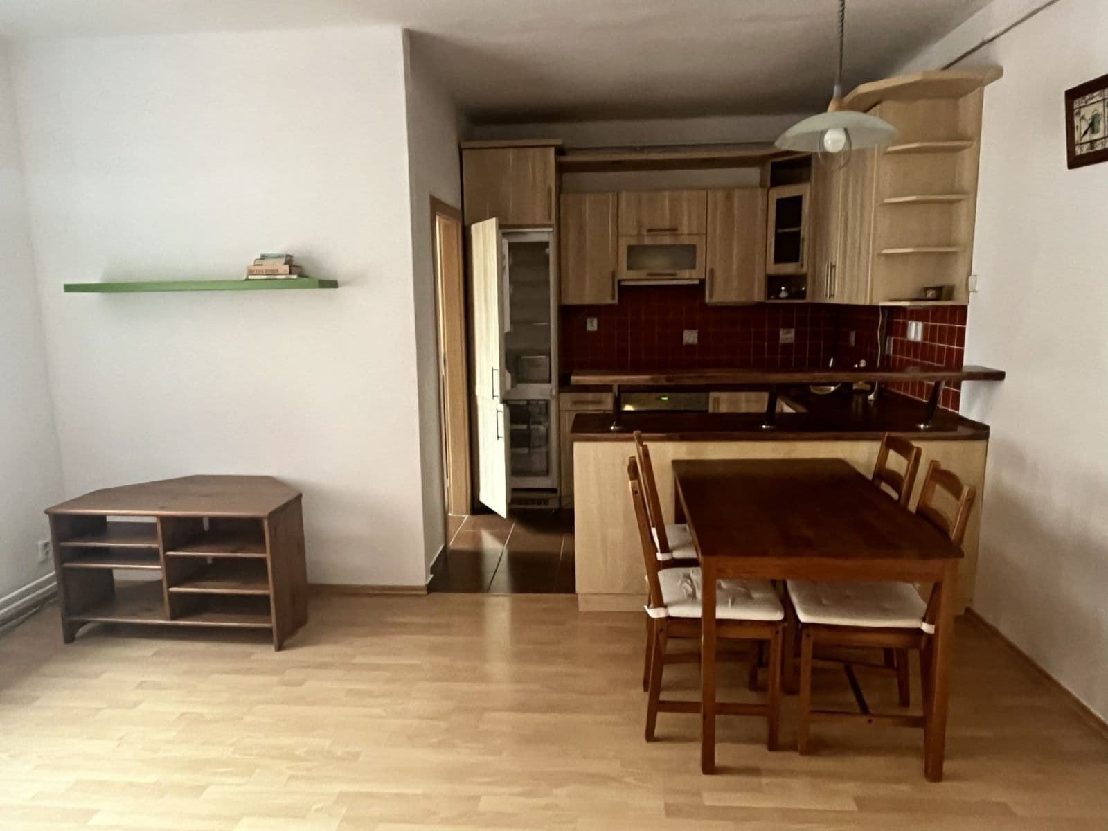 Prenájom bytu 3-izbový 93 m², Bieblova, Ostrava, Moravskoslezský kraj Prenájom bytu 3-izbový 93 m², Bieblova, Ostrava, Moravskoslezský kraj