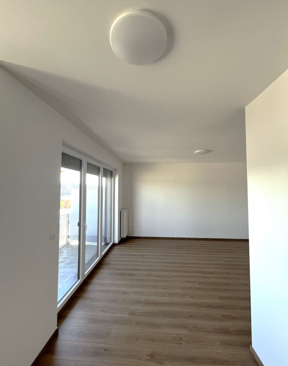 Prenájom bytu 2-izbový 59 m², Gerstelova, Praha, Praha Prenájom bytu 2-izbový 59 m², Gerstelova, Praha, Praha