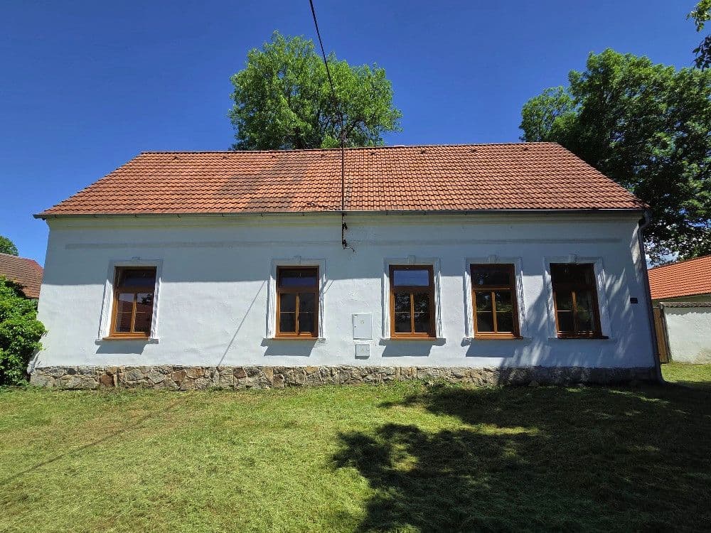 Predaj domu 968 m², pozemek 1.467 m², Kamenice nad Lipou, Kraj Vysočina Predaj domu 968 m², pozemek 1.467 m², Kamenice nad Lipou, Kraj Vysočina