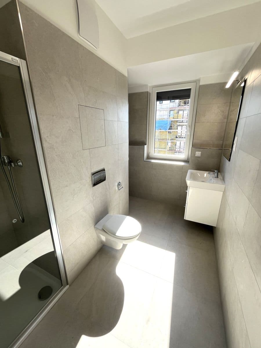 Prenájom bytu 2-izbový 64 m², Gerstelova, Praha, Praha Prenájom bytu 2-izbový 64 m², Gerstelova, Praha, Praha