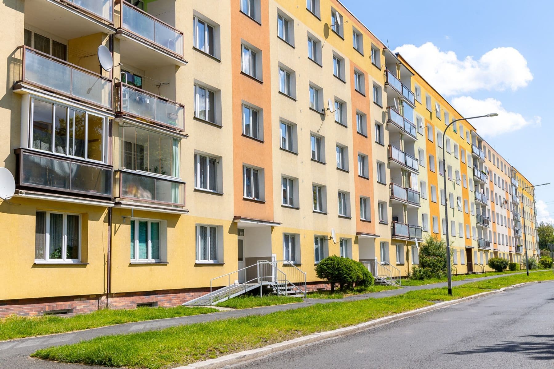 Predaj bytu 3-izbový 68 m², Mánesova, Sokolov, Karlovarský kraj Predaj bytu 3-izbový 68 m², Mánesova, Sokolov, Karlovarský kraj